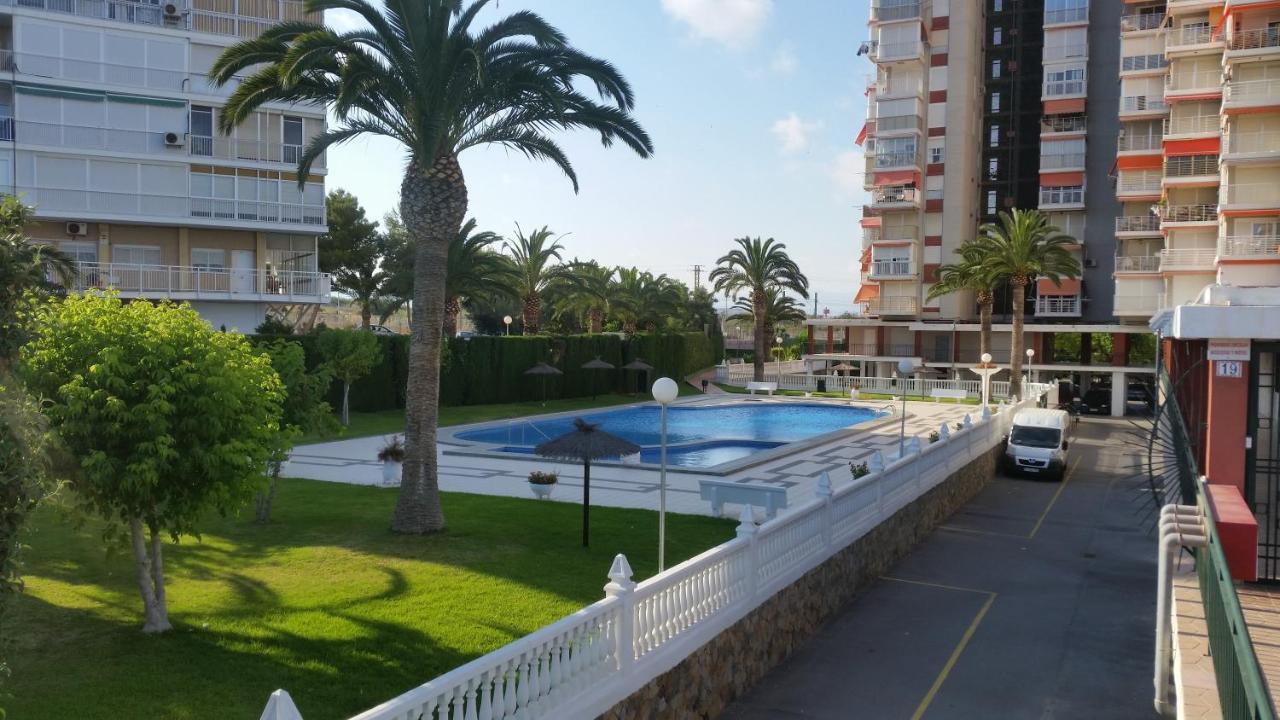 Apartamento En 1ª Linea Con Piscina Alicante Kültér fotó