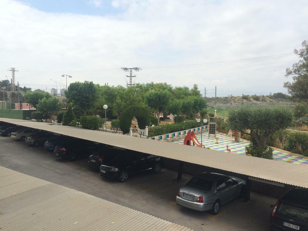Apartamento En 1ª Linea Con Piscina Alicante Kültér fotó